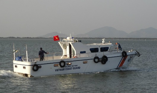 Một trong những phương tiện thuỷ do Cty Cp Công nghệ Việt Séc sản xuất đang lưu thông an toàn