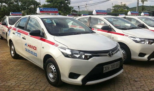 Hà Nội chuẩn bị “ngăn sông cấm đò” trong hoạt động kinh doanh vận tải taxi?