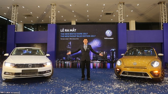 Volkswagen Việt Nam ra mắt bộ đôi Beetle Dune và Passat Bluemotion 
