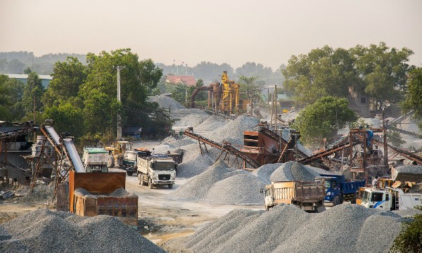 Mỏ đá Tân Đông Hiệp cấp tập khai thác trước thời điểm then chốt gia hạn giấy phép