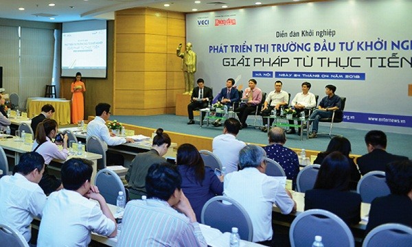 Toàn cảnh Diễn đàn khởi nghiệp 2018