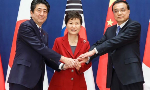 Lãnh đạo Nhật, Hàn, Trung tại hội nghị 3 bên năm 2015