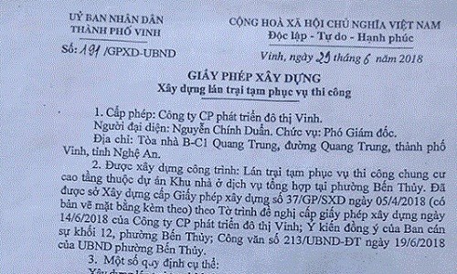 Sau khi có giấy phép được xây dựng lán trại tạm Cty Vinhland đã san ủi trái phép hàng ngàn mét vuông đất do UBND phường Bến Thủy quản lý