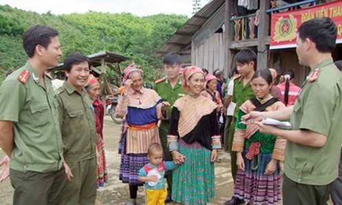 Tuyên truyền, nâng cao nhận thức vẫn là biện pháp quan trọng trong đấu tranh phòng chống tội phạm buôn bán người. Ảnh minh họa