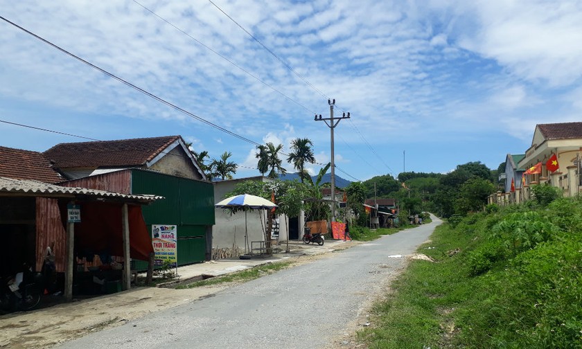 Khu TĐC ở xã Ngọc Lâm nhiều năm nay vẫn chưa có chợ, chưa có sân vận động hay tượng đài liệt sỹ