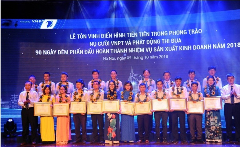 Nhiều điển hình tiên tiến trong phong trào “Nụ cười VNPT” được tôn vinh trong buổi lễ vừa tổ chức ngày 5/10 vừa qua