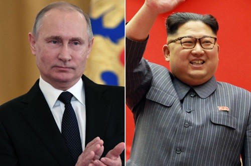 Tổng thống Nga Putin (trái) và lãnh đạo Triều Tiên Kim Jong-un. Ảnh: AP/VnE