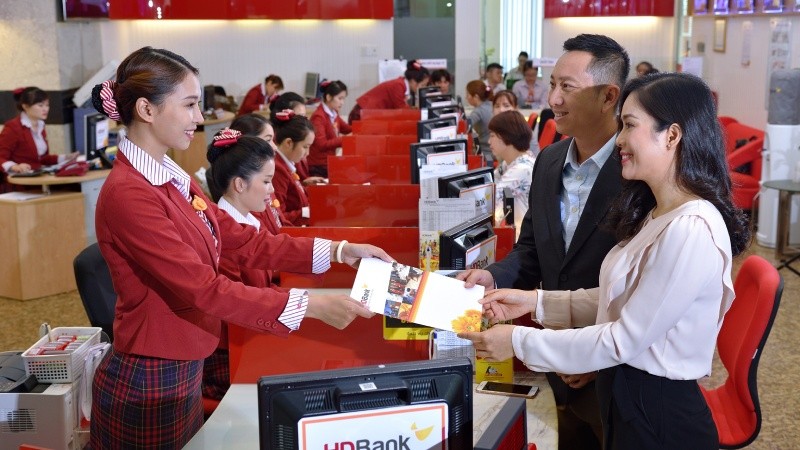 HDBank báo lãi 2.211 tỷ đồng, nợ xấu ngân hàng dưới 1%