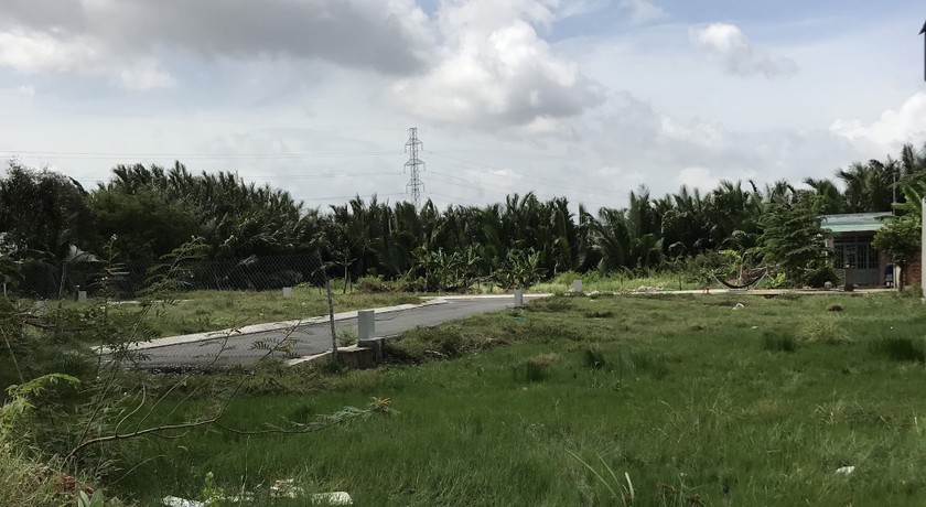 Khu đất này không thuộc chủ quyền và đang là đất nông nghiệp nhưng Tiên Phong Land và ông Vũ Tiến Hường vẫn tự ý làm hạ tầng để bán khống