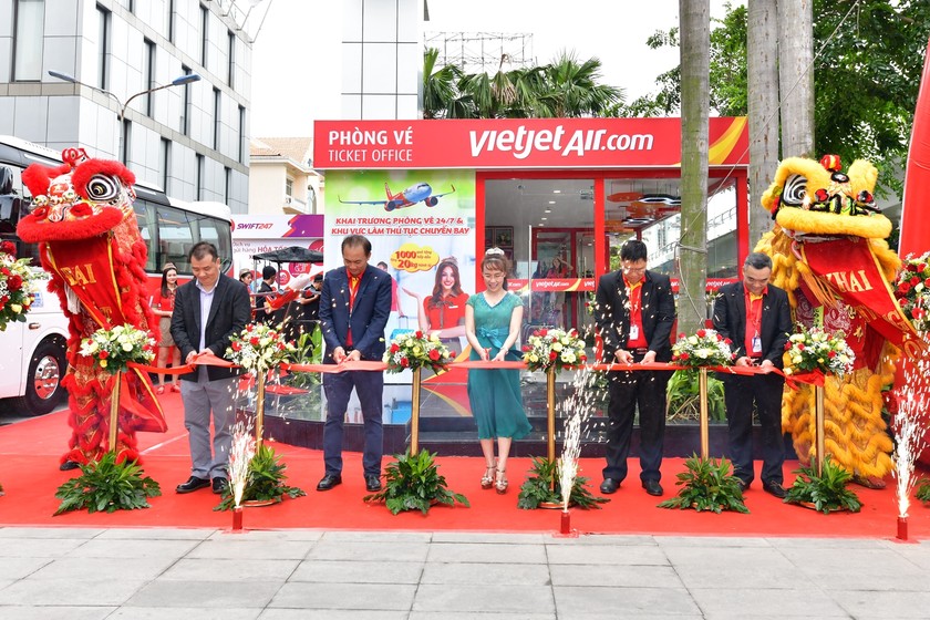 Vietjet khai trương phòng vé mới cùng tổ hợp dịch vụ toàn diện cho khách hàng