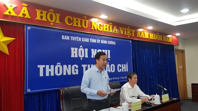 Lãnh đạo Ban Tuyên giáo Tỉnh ủy Bình Dương thông tin về vụ 43 ha đất công bán giá bèo