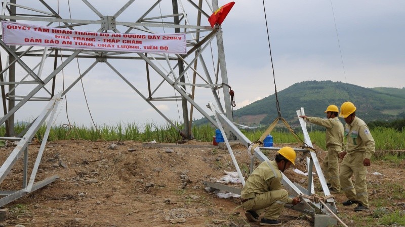 Dự án 220kV Nha Trang - Tháp Chàm đang gặp vướng mắc về chuyển đổi rừng và nhà yến trên tuyến