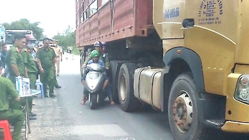 Cơ quan điều tra tiến hành thực nghiệm điều tra vụ án “Vi phạm quy định về tham gia giao thông đường bộ” (ảnh do ông Cường cung cấp)