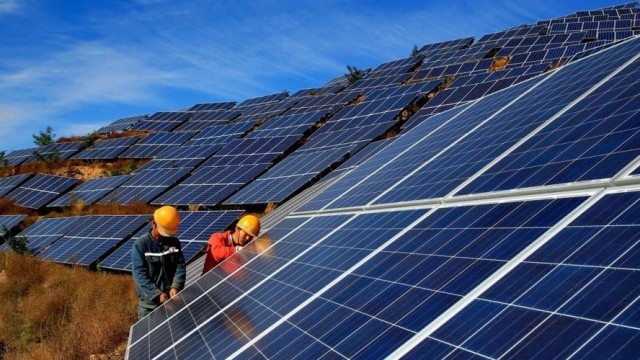 Hiện có 106 nhà máy điện mặt trời vận hành với tổng công suất khoảng 6.000 MW.