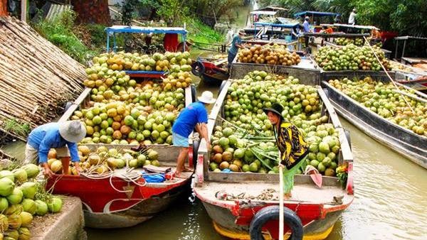 Bộ NN&PTNT đề nghị thiết lập “luồng xanh” cho vận tải đường thủy để lưu thông nông sản.