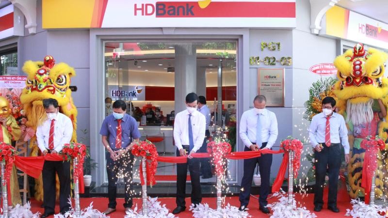 HDBank Trà Vinh đóng trụ sở tại Vincom Shophouse PG1-01-02-03, Nam Kỳ Khởi Nghĩa, Phường 2, TP Trà Vinh, tỉnh Trà Vinh.