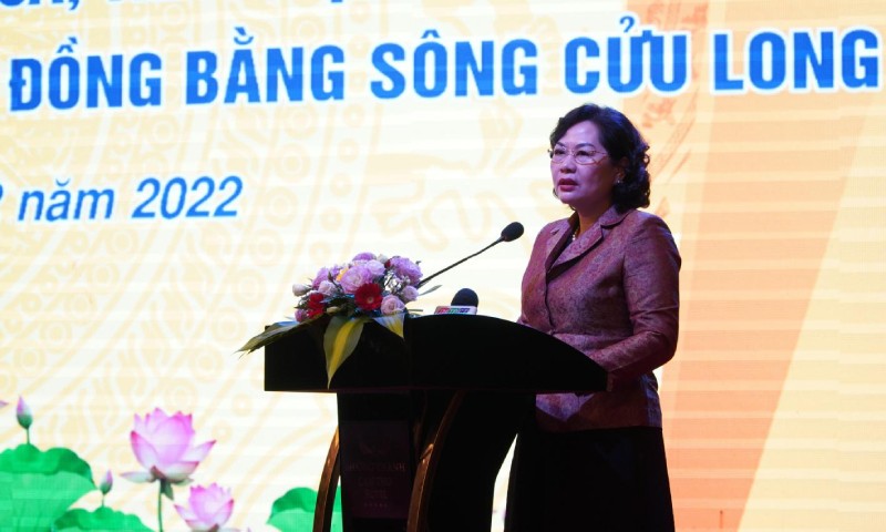 Thống đốc Ngân hàng Nhà nước Nguyễn Thị Hồng phát biểu tại Hội nghị.