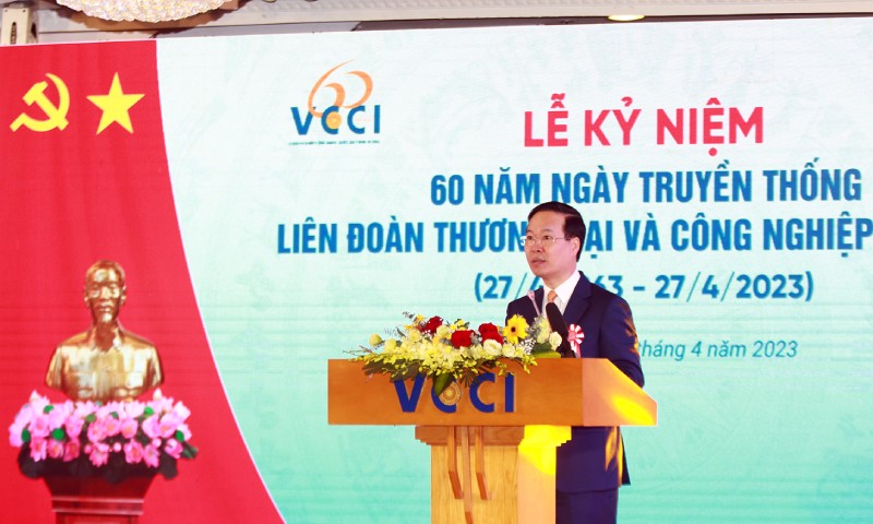 Chủ tịch nước Võ Văn Thưởng đề nghị mỗi doanh nhân phải luôn trăn trở với vận mệnh đất nước, nuôi dưỡng khát vọng vươn lên. (Ảnh: VGP)