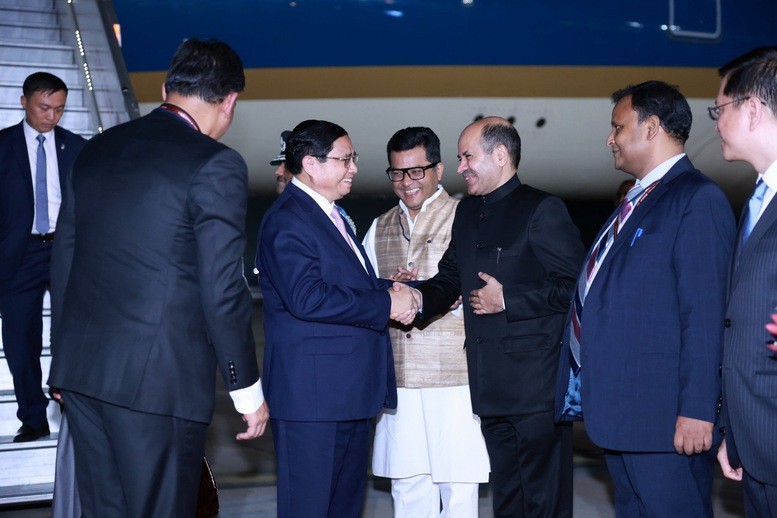 Thủ tướng Phạm Minh Chính đến New Delhi, bắt đầu chuyến thăm cấp Nhà nước tới Ấn Độ ảnh 2