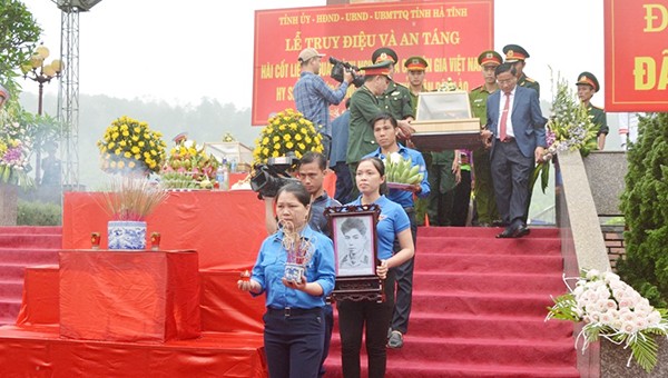 7 hài cốt liệt sĩ, quân tình nguyện và chuyên gia Việt Nam đã được tìm thấy trên đất Lào