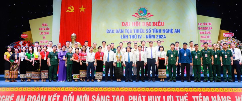 Đại hội đại biểu các dân tộc thiểu số tỉnh Nghệ An lần thứ IV diễn ra thành công tốt đẹp.