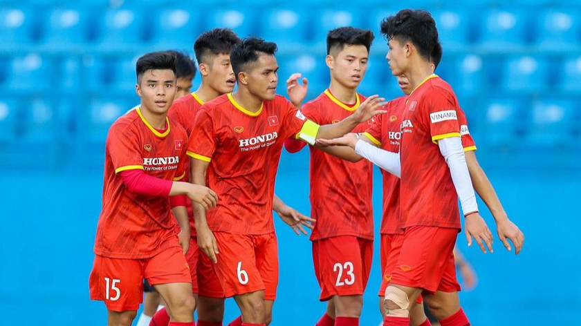 U23 Việt Nam mang trang phục truyền thống tại vòng bảng
