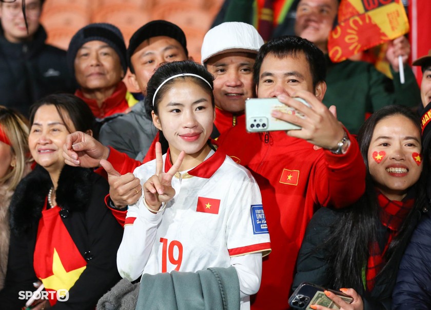 Người hâm mộ đồng hành cùng đội tuyển Việt Nam tại World Cup, ảnh sport5