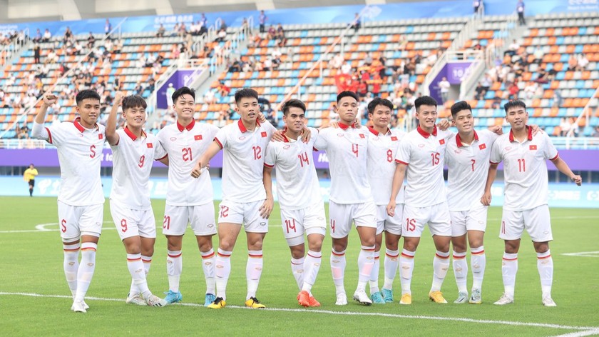 Đội tuyển Olympic Việt Nam đã có sự khởi đầu suôn sẻ tại ASIAD 19 khi giành chiến thắng với tỷ số 4-2 trước Mông Cổ, ảnh VFF
