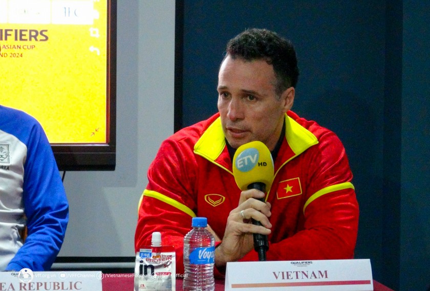 HLV Diego Giustozzi của đội tuyển futsal Việt Nam, ảnh VFF