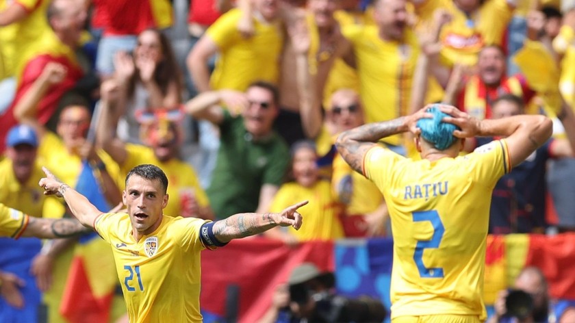Rumania có trận thắng thuyết phục trước đối thủ mạnh Ukraine. Ảnh Euro