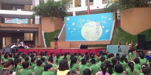 Hội thi giới thiệu sách trong khuôn khổ Ngày hội sách tại trường Marie Curie.