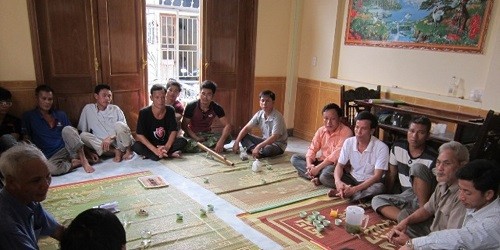 Anh em, họ hàng vẫn mong có điều kỳ diệu sẽ đến với 7 ngư dân.