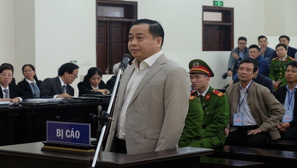 Phan Văn Anh Vũ tại Tòa.