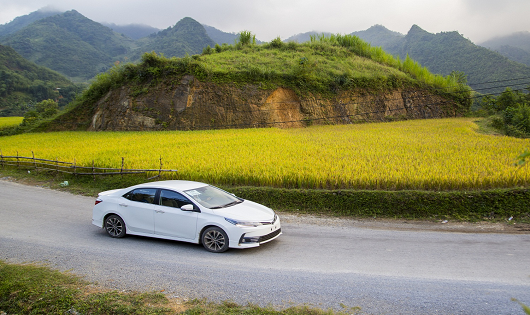 Corolla Altis là một trong những mẫu xe sản xuất, lắp ráp trong nước của TMV, thường xuyên nằm trong nhóm những mẫu xe bán chạy nhất