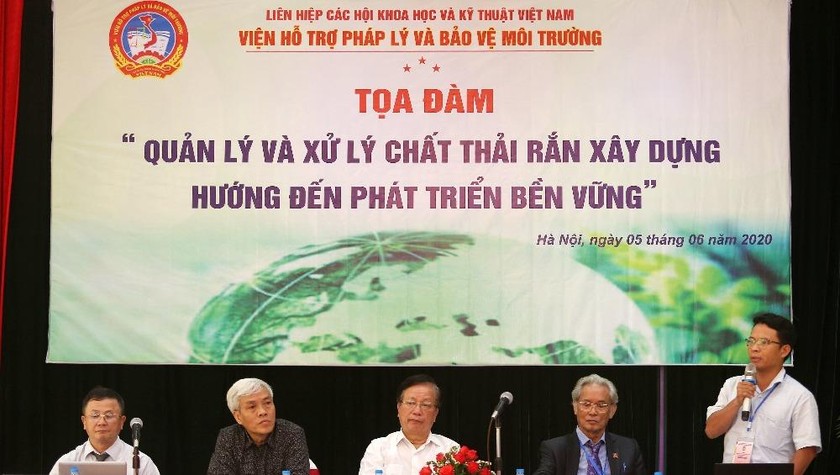 Hội thảo quy tụ các chuyên gia đầu ngành xây dựng.