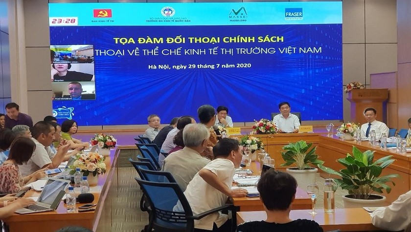 Tọa đàm quy tụ các chuyên gia trongvaf ngoài nước