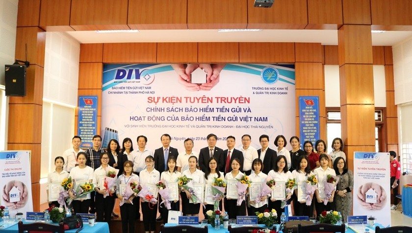 Tuyên truyền về chính sách BHTG và hoạt động của BHTGVN tại Đại học Thái Nguyên.