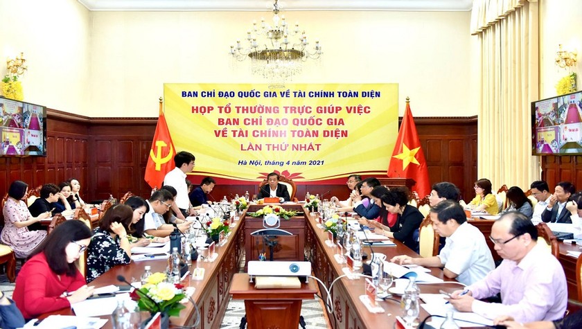 Quang cảnh cuộc họp.