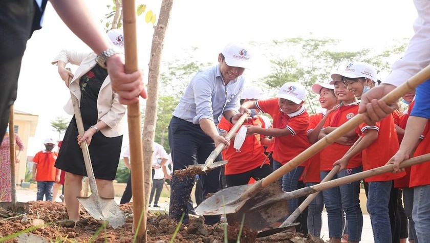 Lễ phát động Toyota chung tay xanh hóa học đường năm 2020.