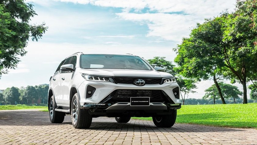 Toyota Việt Nam chính thức giới thiệu Fortuner 2022 có giá gần 1,5 tỷ đồng­