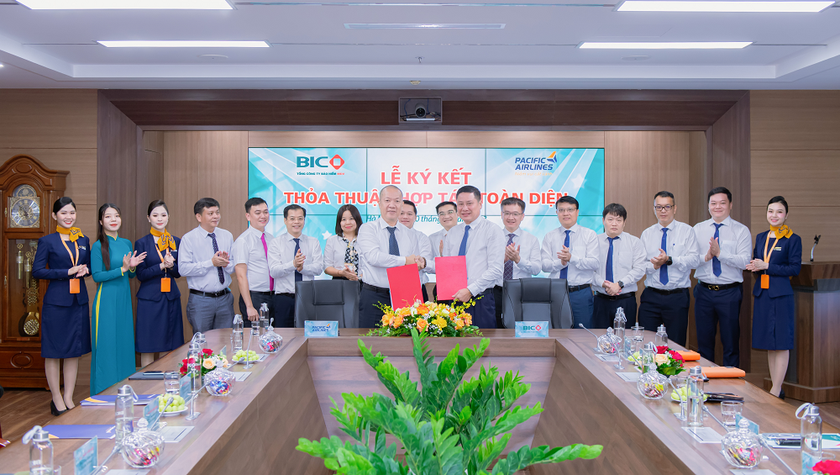 Đại diện Lãnh đạo BIC và Pacific Airlines ký kết thỏa thuận hợp tác toàn diện.