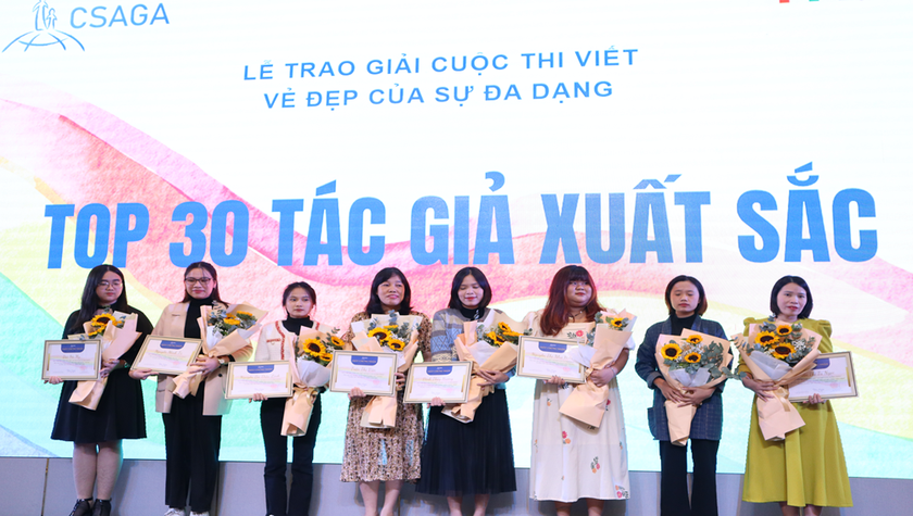 Trao giải cuộc thi viết “Vẻ đẹp của sự đa dạng”