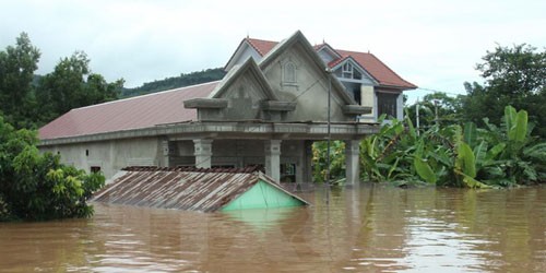 Thị trấn Lao Bảo, Quảng Trị chìm trong nước lũ. Ảnh minh họa. (Nguồn: TTXVN)