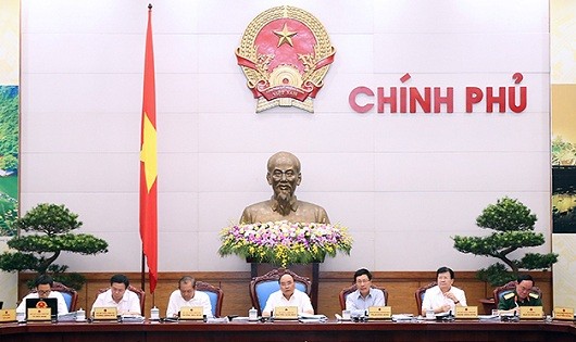 Chính phủ tuyên chiến