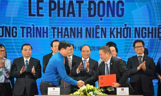 Thủ tướng: Lợi nhuận không phải mục đích hay thước đo của thành công