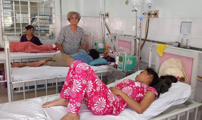 Bệnh nhi đang điều trị tại Bệnh viện Tiền Giang.