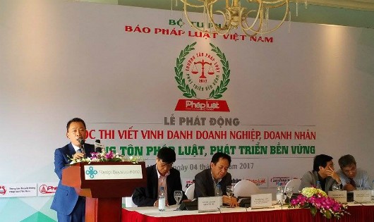 Phát động Cuộc thi, Tiến sĩ Đào Văn Hội, Tổng biên tập Báo Pháp luật Việt Nam, Trưởng ban Tổ chức Cuộc thi đồng thời kêu gọi sự chung tay của các nhà báo, sự đồng hành của doanh nghiệp, doanh nhân để Cuộc thi hành công tốt đẹp.