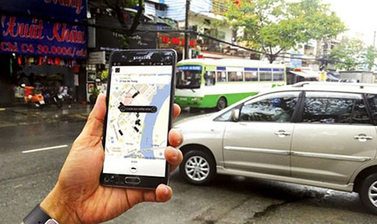 Thủ tướng trả lời chất vấn về Grab và Uber