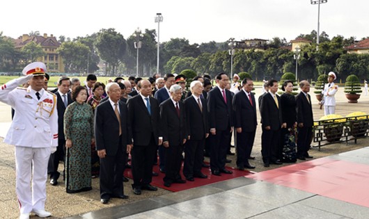 Lãnh đạo Đảng, Nhà nước viếng Chủ tịch Hồ Chí Minh