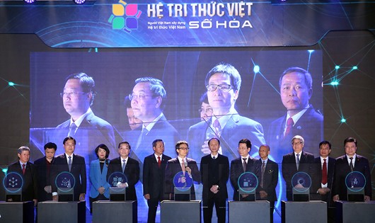 Phó Thủ tướng kêu gọi khơi dậy khí thế 'bình dân học vụ trên mạng'